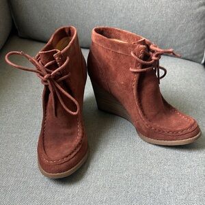 Lucky Brand Brown Wedge Moccasin Boots